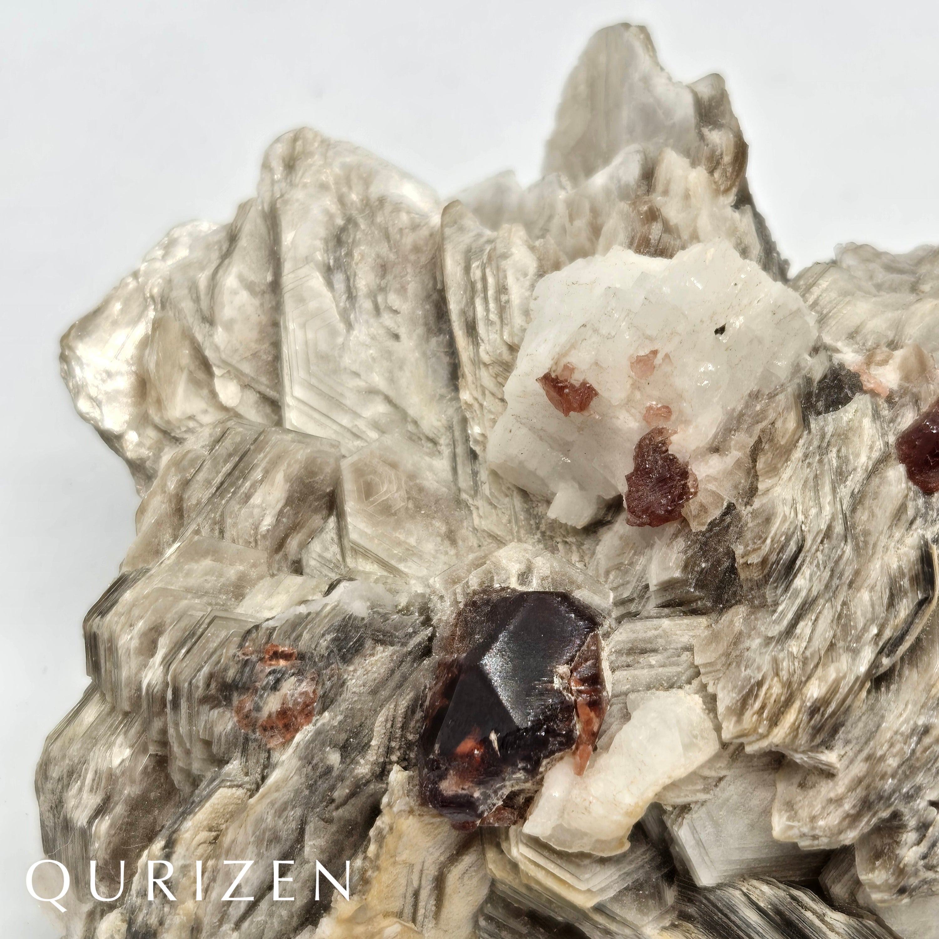 Garnet Star | Garnet on Mica with Feldspar – Pakistan