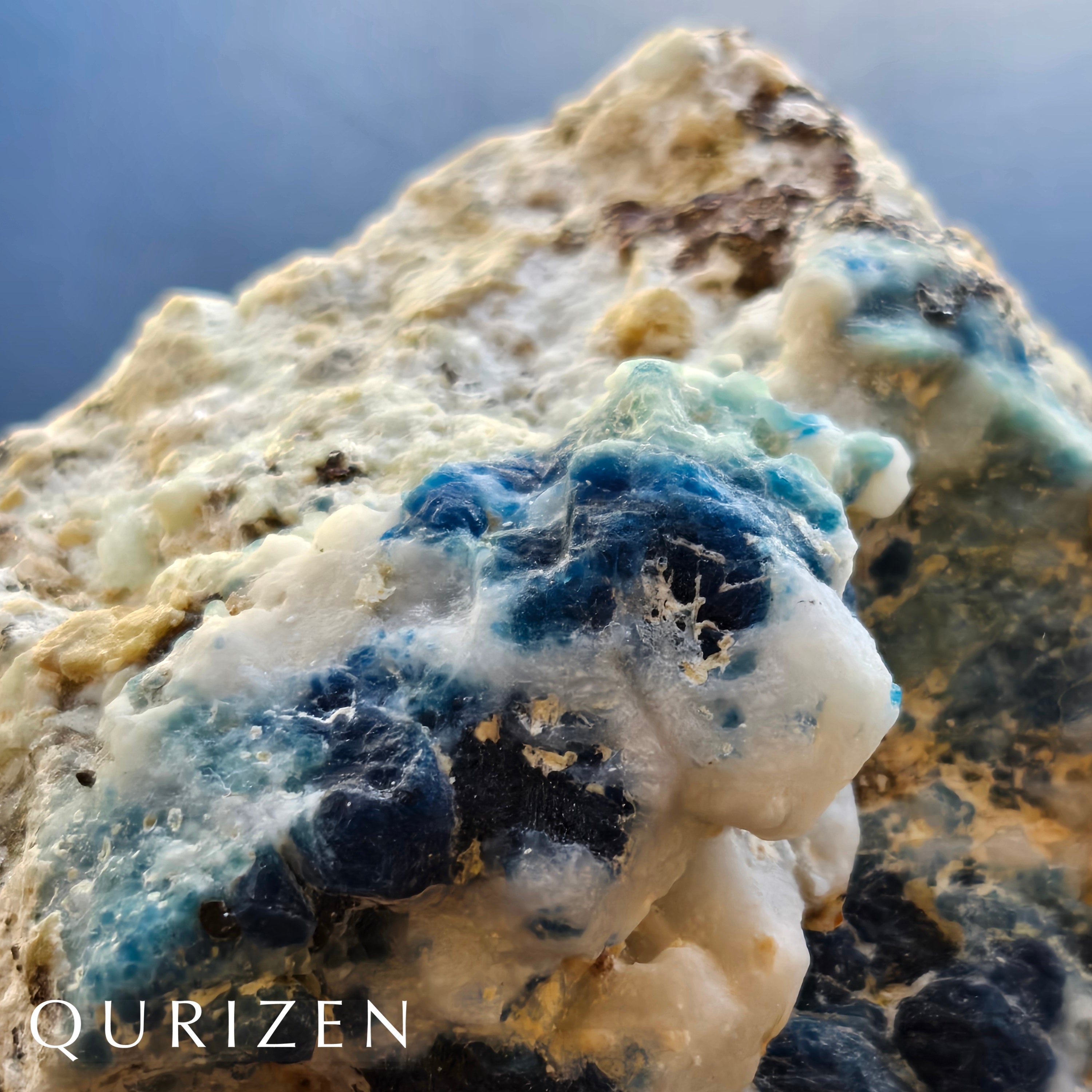 UV-Reactive Sodalite Mineral Specimen – Pakistan